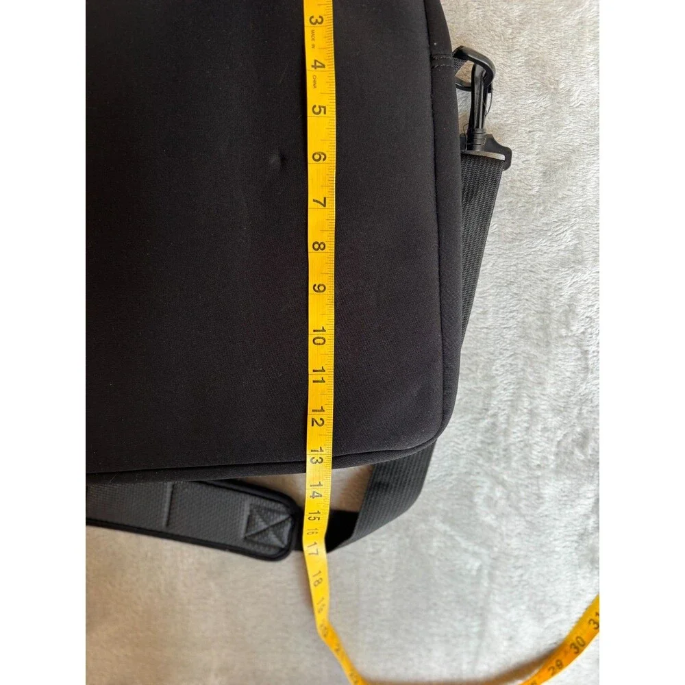 Laptop Case Messenger Bag TARGUS Neoprene Padded Black 15x13x2 w/ Shoulder Strap